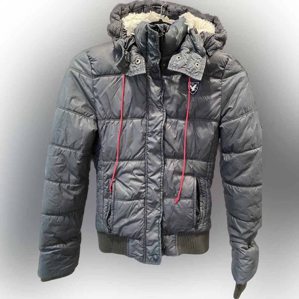 3/$30 American Eagle grey puffer coat y2k vibes